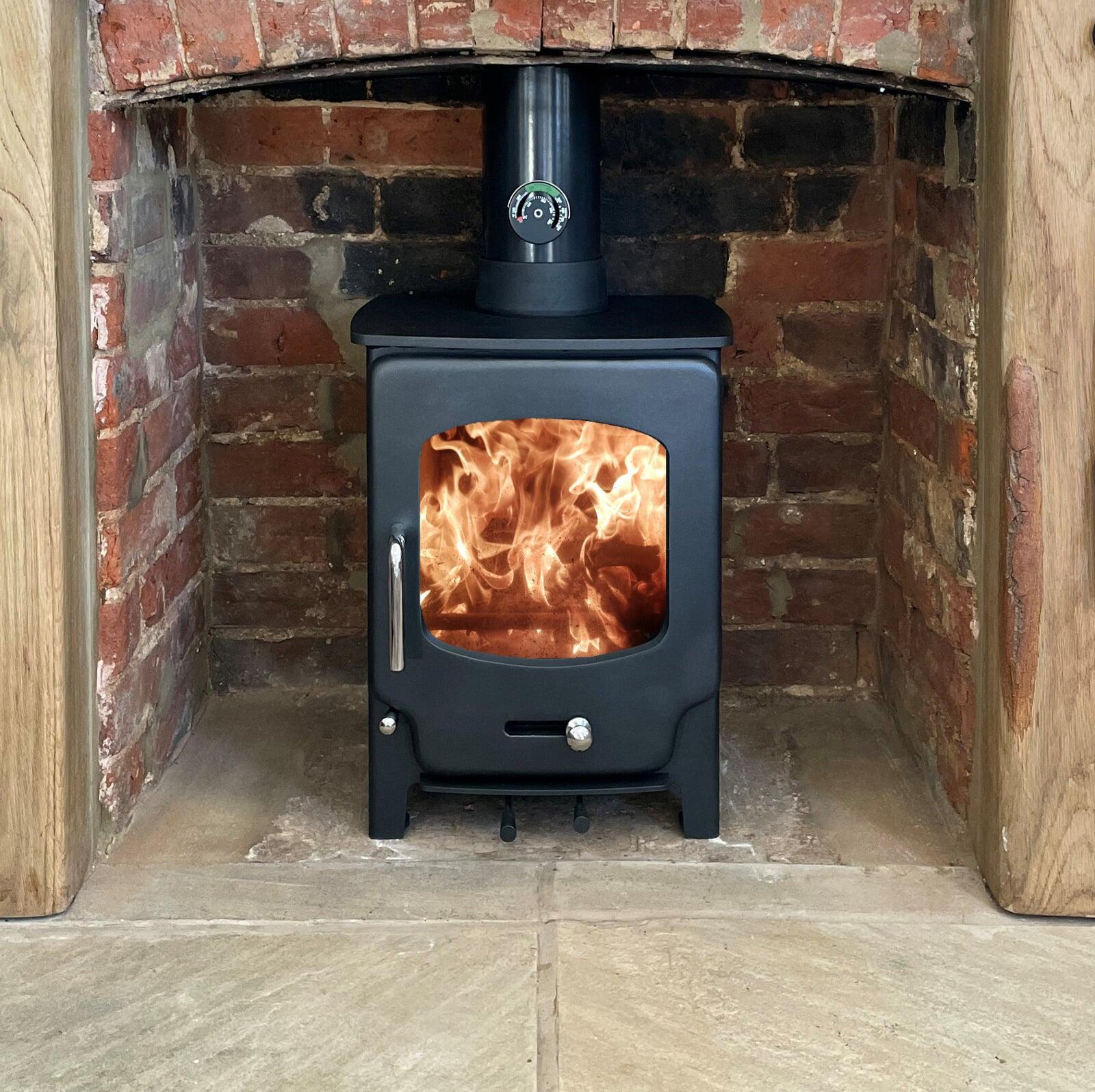 Multifuel Fuel Freestanding Stove with brick chamber and tiled sandstone hearth